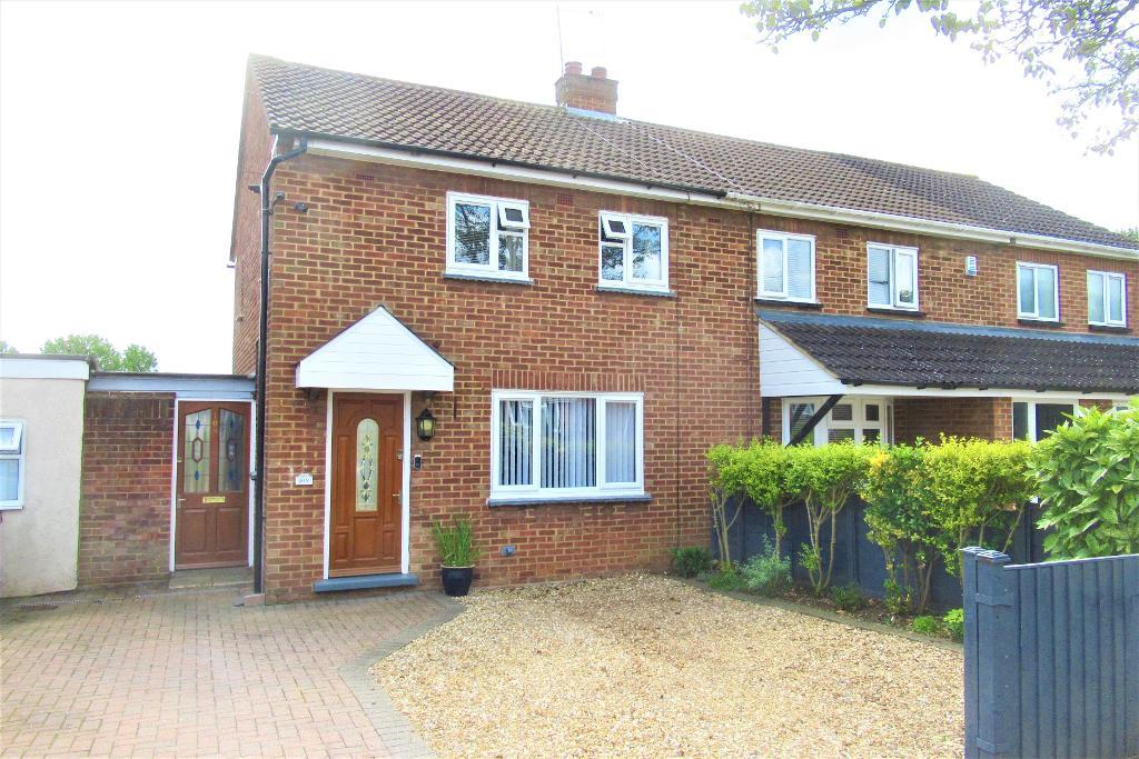 St Johns Road, Bletchley, Milton Keynes, MK3 5DZ